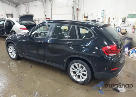 2014 BMW X1 xDrive28I z USA, uszkodzony, nr VIN WBAVL1C52EVY12496